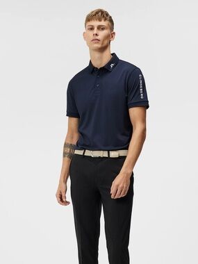 J. Lindeberg tour tech slim fit polo in black men’s Medium